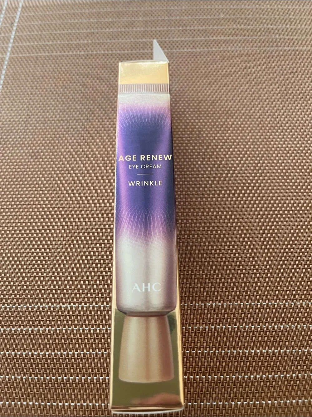AHC Age Renew Wrinkle Eye Cream — Violet
